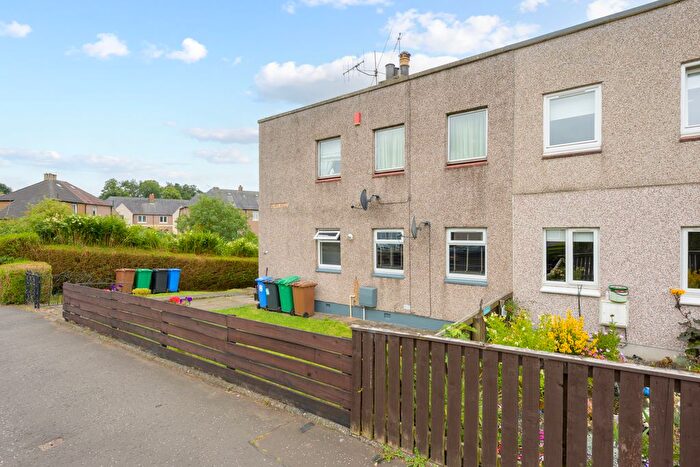 2 Bedroom Flat For Sale In Blacklaw Road, Dunfermline, KY11
