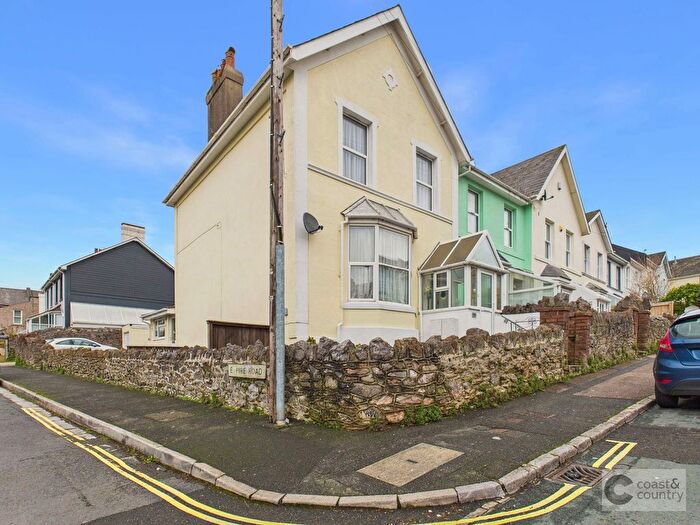 2 Bedroom Flat For Sale In Forest Road, Torquay, TQ1