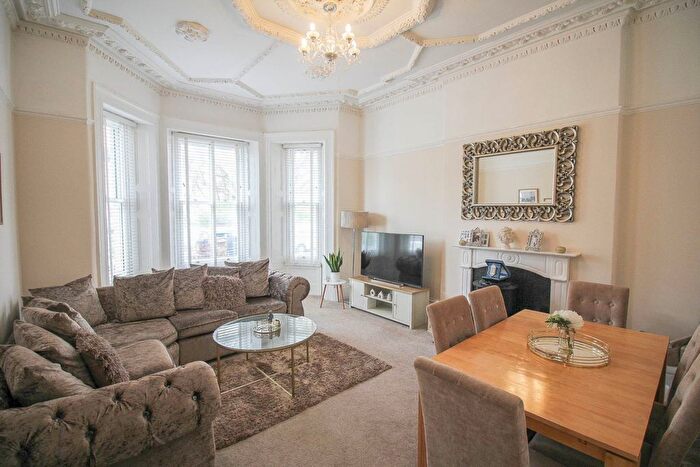1 Bedroom Flat For Sale In Hillcote Mansions, Atlantic Road, Weston-Super-Mare, BS23