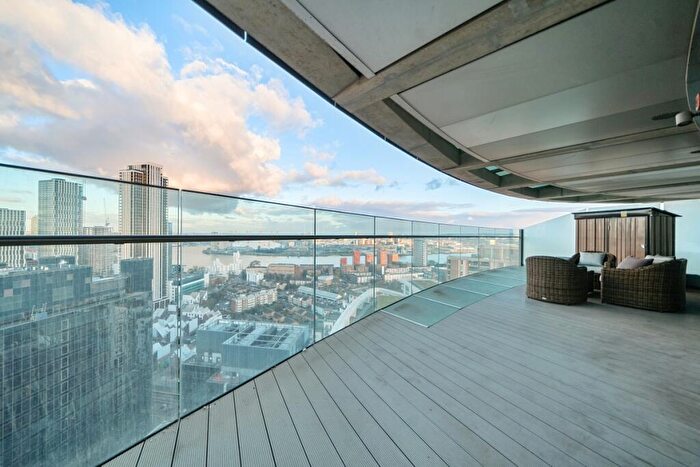 1 Bedroom Flat For Sale In Crossharbour Plaza London, E14