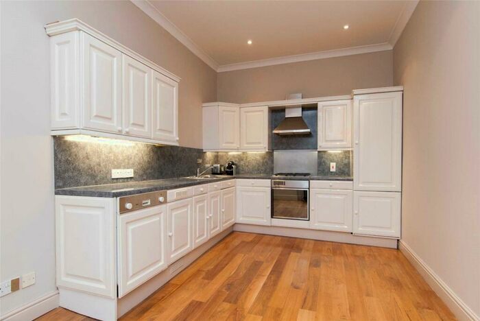 2 Bedroom Apartment To Rent In Hamilton Terrace, St Johns Wood, London, NW8