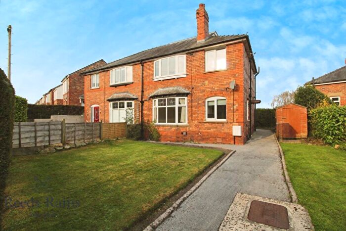 4 Bedroom Semi-Detached House To Rent In Cranford Avenue, Macclesfield, Cheshire, SK11