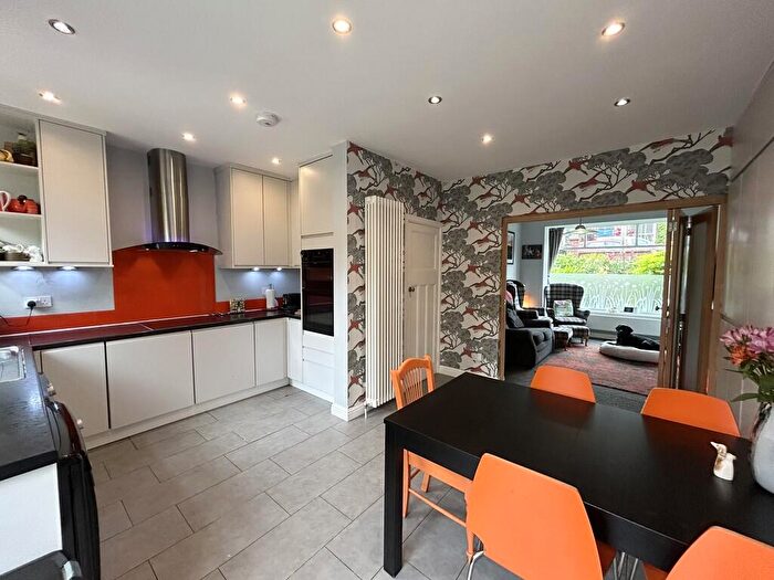 3 Bedroom Terraced House For Sale In Beaumont Street, Todmorden, OL14