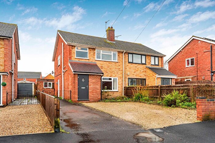 3 Bedroom Semi Detached House For Sale In Portway, Didcot, OX11