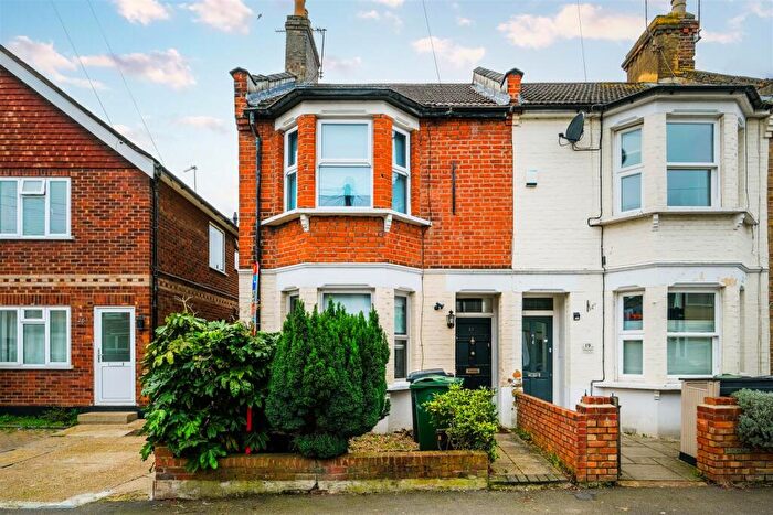 1 Bedroom Flat To Rent In Stanley Road, North Chingford, E4