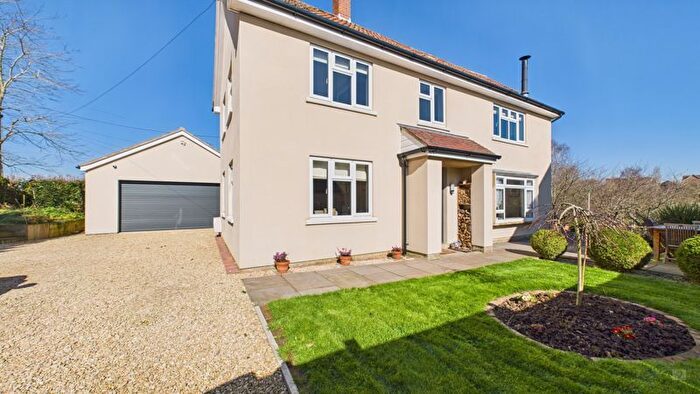4 Bedroom Detached House For Sale In North Street, South Petherton, TA13