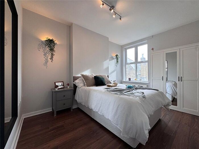 2 Bedroom Apartment To Rent In Church Street, Enfield, EN2