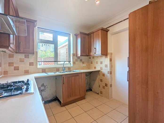 3 Bedroom Terraced House For Sale In Whitebridge Close, Feltham, TW14