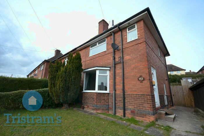 3 Bedroom Semi-Detached House To Rent In Leybourne Drive, Nottingham, NG5
