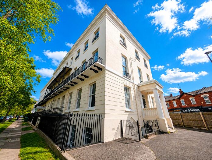 Studio To Rent In Pittville Lawn, Cheltenham, GL52