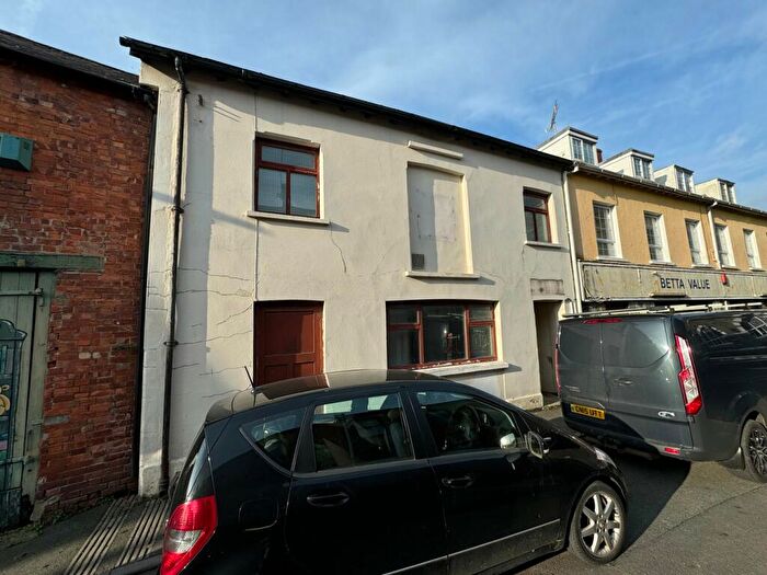 Terraced House For Sale In Queens Terrace, Cardigan, SA43