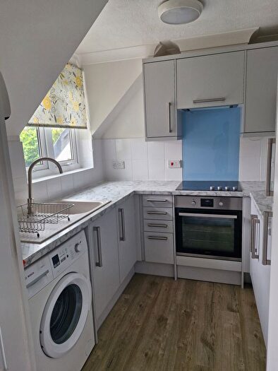 1 Bedroom Flat To Rent In Foxley Lane, Purley, CR8