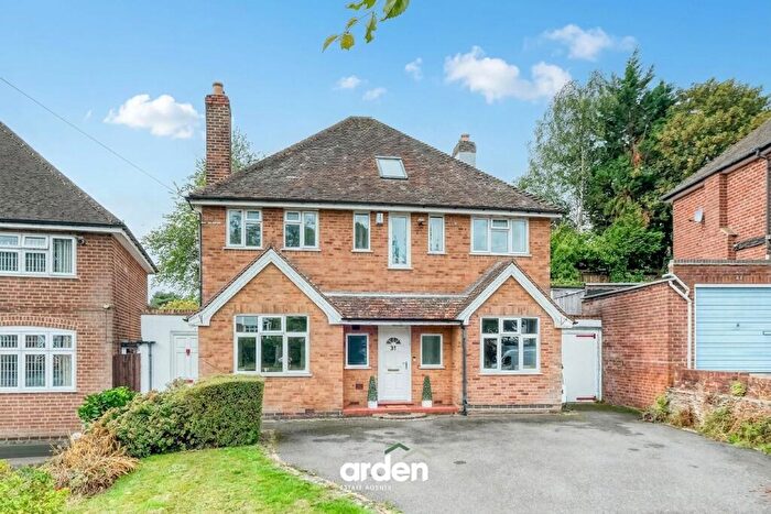 5 Bedroom Detached House For Sale In Quarry Lane, Birmingham, B31