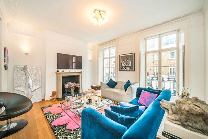 4 Bedroom Property For Sale In Sydney Street, Chelsea, SW3