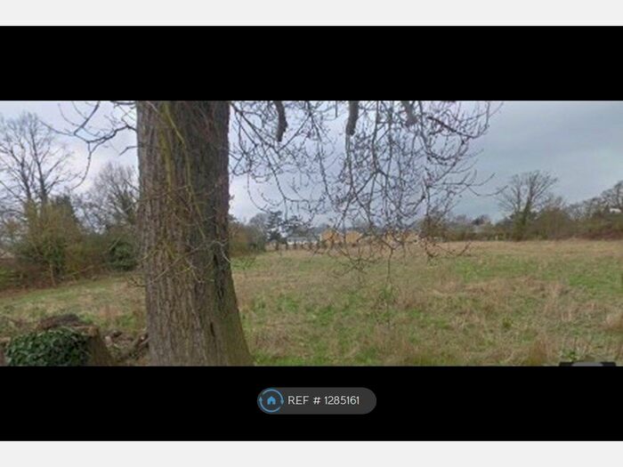 5 Bedroom Detached House To Rent In Keen's Acre, Stoke Poges SL2