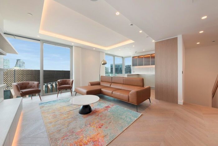 3 Bedroom Flat To Rent In The Haydon, Minories, EC3N