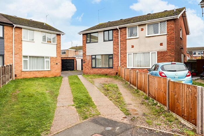 3 Bedroom Semi-Detached House For Sale In Thames Court, Burton Latimer, NN15