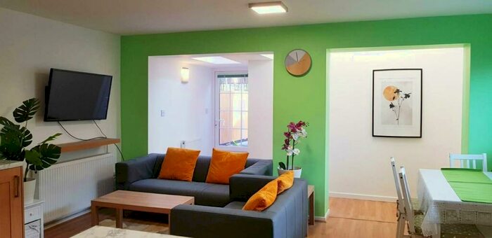 5 Bedroom End Of Terrace House To Rent In Fairgreen Way, Selly Oak, Birmingham, B29