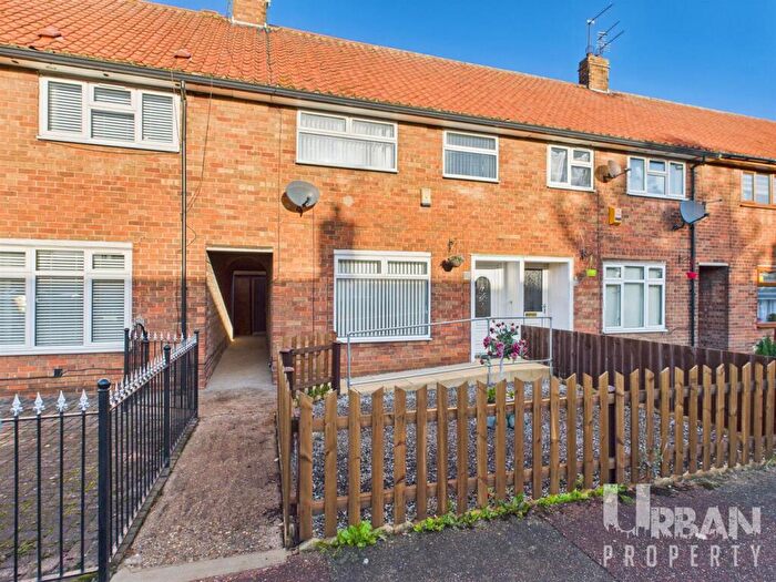 3 Bedroom House For Sale In Bradford Avenue, Hull, HU9