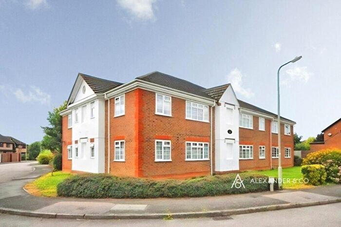1 Bedroom Apartment For Sale In Kingfisher Way, Bicester, OX26