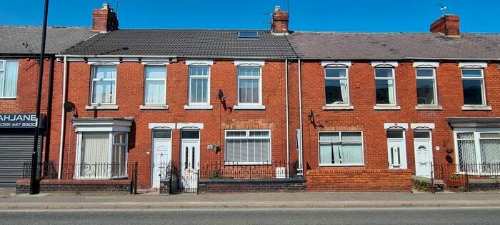 3 Bedroom Terraced House To Rent In Station Avenue North, Fencehouses DH4