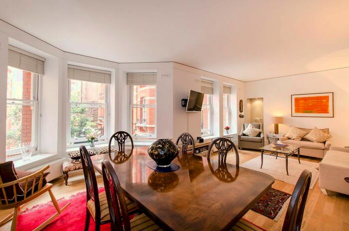 2 Bedroom Flat To Rent In Artillery Mansions, Westminster, London, SW1H