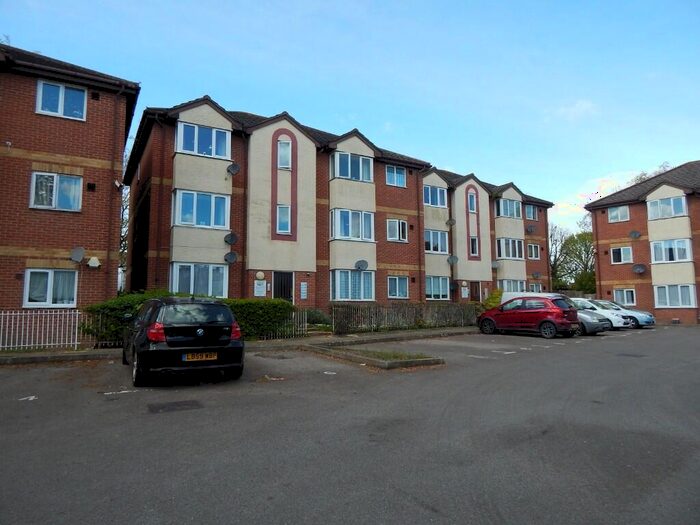1 Bedroom Apartment To Rent In Mimosa Close, Romford, London, RM3