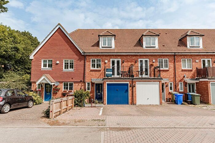 3 Bedroom Terraced House For Sale In Finch Close, Faversham, ME13