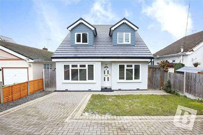 4 Bedroom Detached House To Rent In London Road, Wickford, Essex, SS12