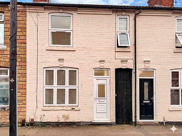 2 Bedroom Terraced House To Rent In Edmund Street, Kettering, NN16