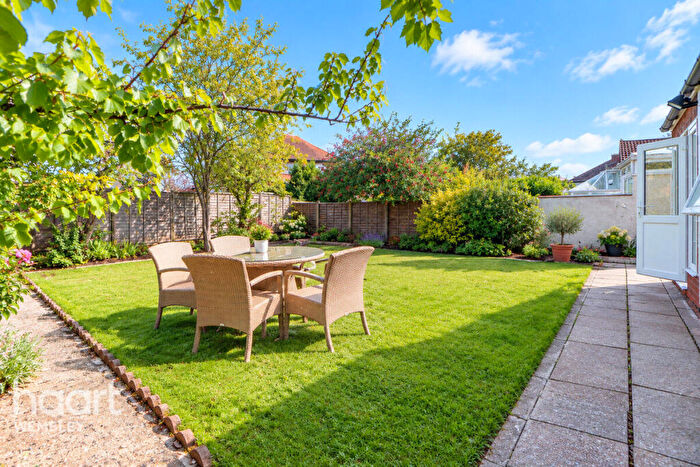 4 Bedroom Detached House For Sale In Wembley, HA0