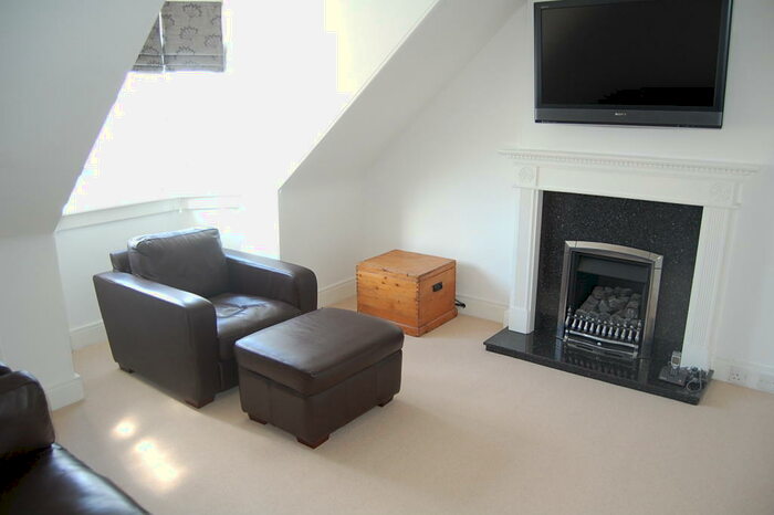 1 Bedroom Flat To Rent In Victoria Street, St End, Aberdeen, AB10