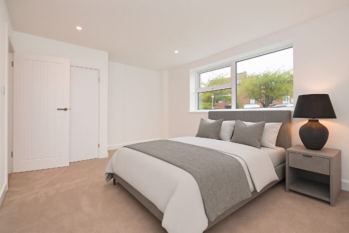 2 Bedroom Flat To Rent In Sheffield, London, S1