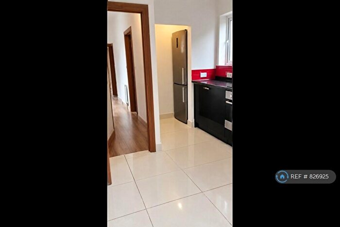 2 Bedroom Flat To Rent In Radford Road, Coventry, CV6