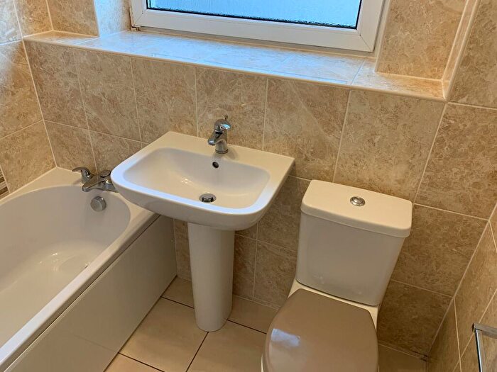2 Bedroom Flat To Rent In Loch Striven, East Kilbride, South Lanarkshire, G74