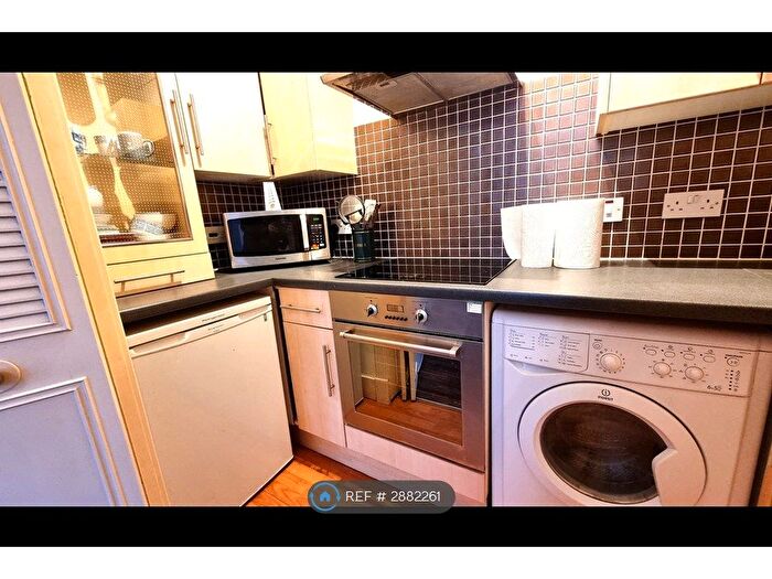 Studio To Rent In Rosemount Viaduct, Aberdeen, AB25