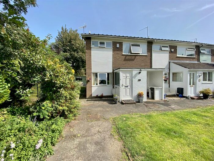 3 Bedroom End Of Terrace House To Rent In Fir Tree Road, Silsoe, Bedford, MK45