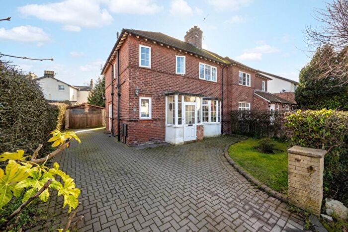 3 Bedroom Semi Detached House For Sale In Crescent Road, Alderley Edge, SK9