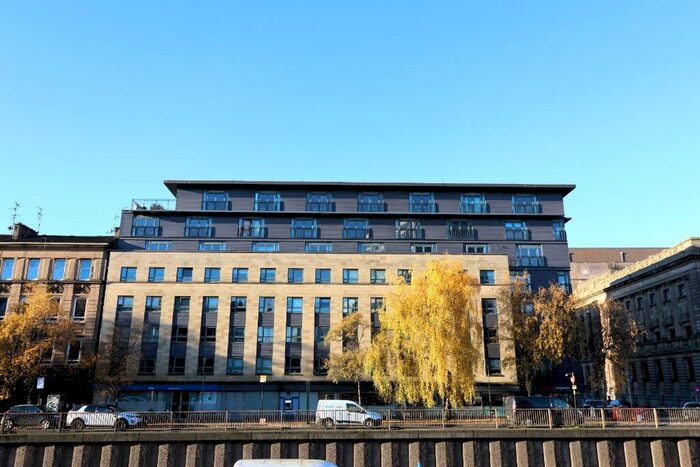 2 Bedroom Flat To Rent In Kent Road, Glasgow, G3