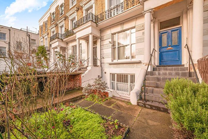 2 Bedroom Flat For Sale In Westbourne Park Road, Notting Hill, W11