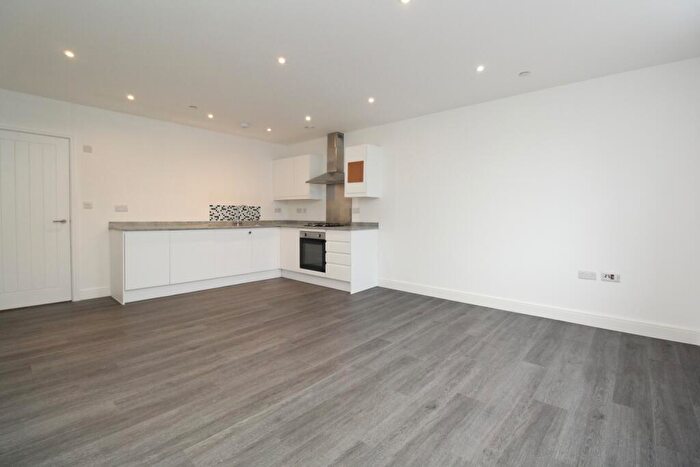 2 Bedroom Apartment To Rent In Dolphin Terrace, Westons Lane, Poole, BH15