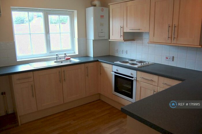 2 Bedroom Flat To Rent In Drummond Road, Skegness, PE25