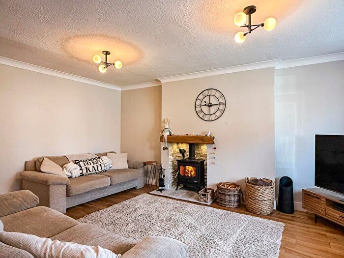 3 Bedroom Semi-Detached House For Sale In Hargreaves Road, Oswaldtwistle, BB5