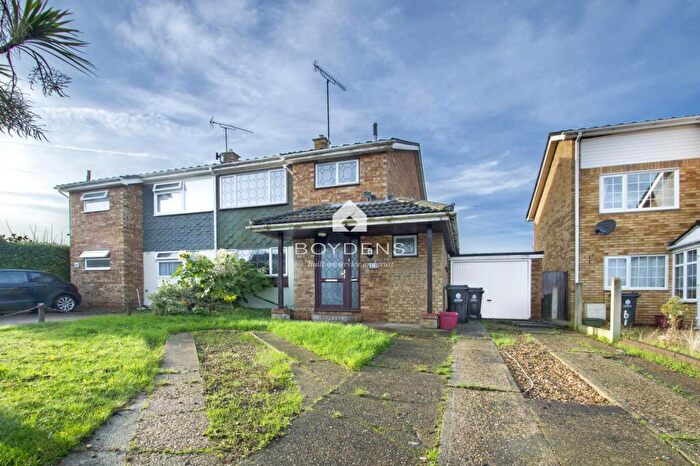 3 Bedroom Semi-Detached House To Rent In Craigfield Avenue, Great Clacton, CO15