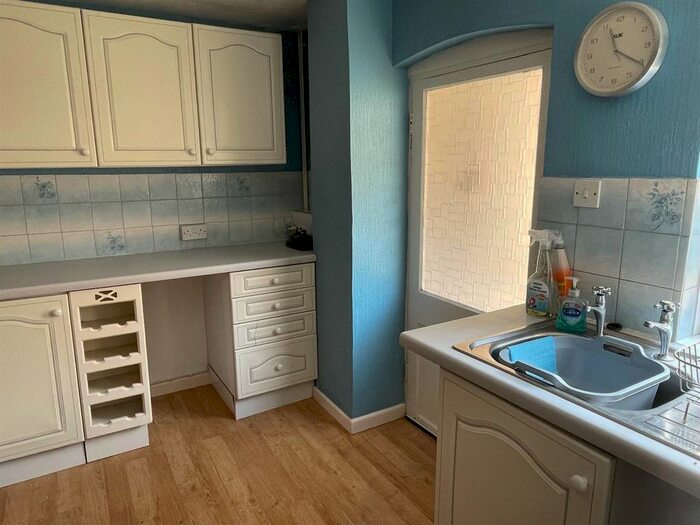 2 Bedroom Cottage For Sale In Cottage Row, High Street, Burnham-On-Sea, TA8