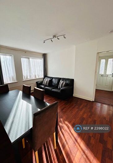 3 Bedroom Semi-Detached House To Rent In Wembley, Wembley, HA0