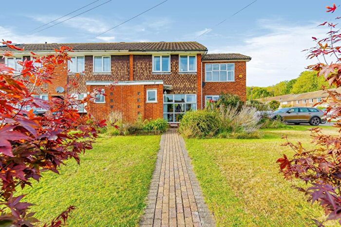 3 Bedroom End Of Terrace House For Sale In Greenacres, Oxted, RH8