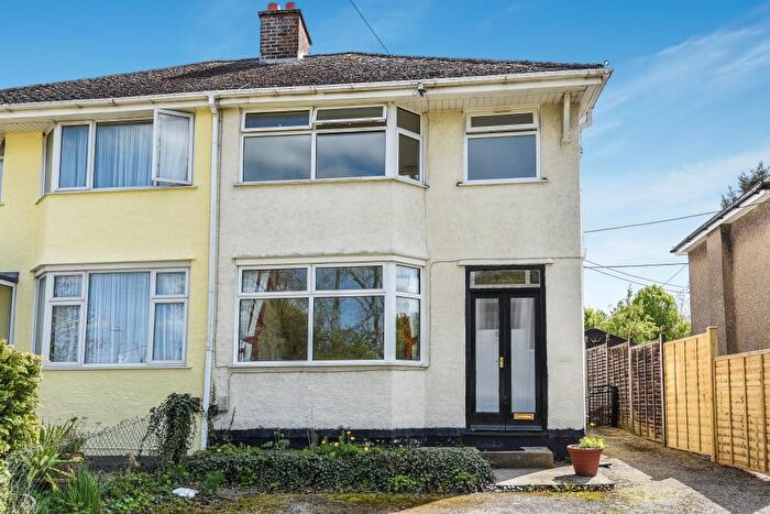 3 Bedroom Semi-Detached House To Rent In Bicester Road, Kidlington, OX5