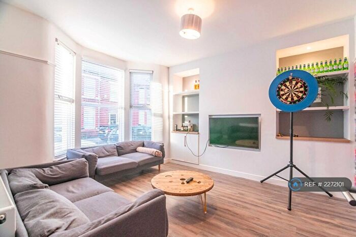 5 Bedroom Terraced House To Rent In Langdale Road, Liverpool, L15