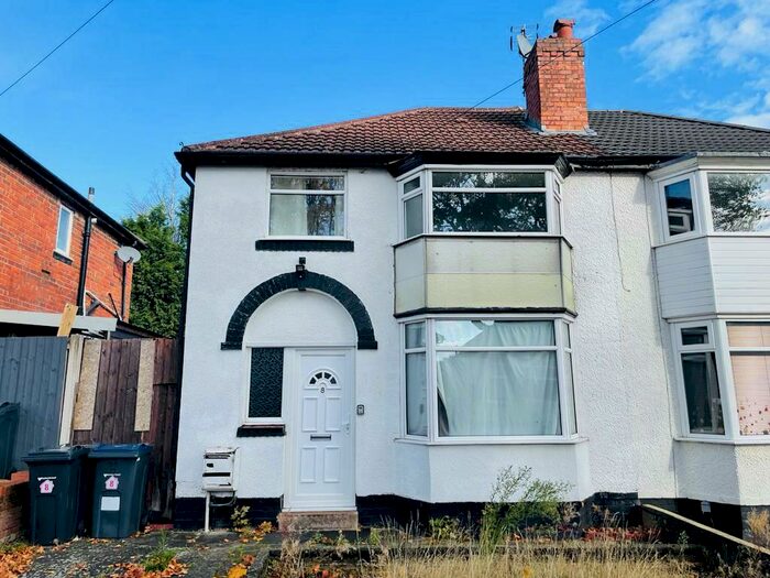 3 Bedroom Semi-Detached House To Rent In Moorpark Road, Birmingham, B31